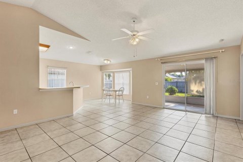 House in Sarasota, Florida 3 bedrooms, 119.01 sq.m. № 1812800 - photo 6