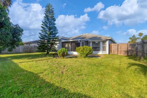 House in Sarasota, Florida 3 bedrooms, 119.01 sq.m. № 1812800 - photo 28