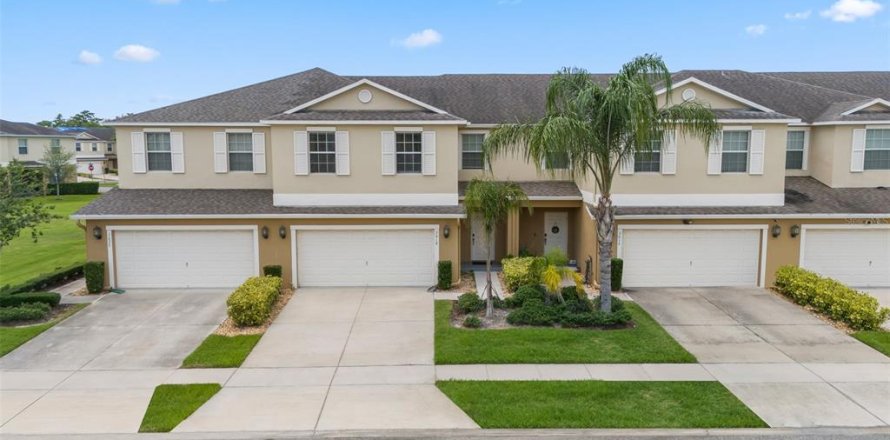 Adosado en Orlando, Florida 3 dormitorios, 218.51 m2 № 1751590