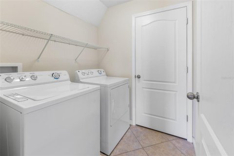 Adosado en venta en Orlando, Florida, 3 dormitorios, 218.51 m2 № 1751590 - foto 16
