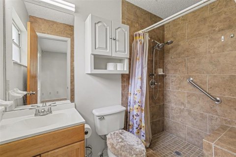 House in Dover, Florida 3 bedrooms, 118.91 sq.m. № 2227139 - photo 21