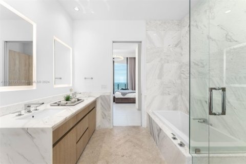 Купить кондоминиум в Майами, Флорида 4 спальни, 312.62м2, № 1764362 - фото 12