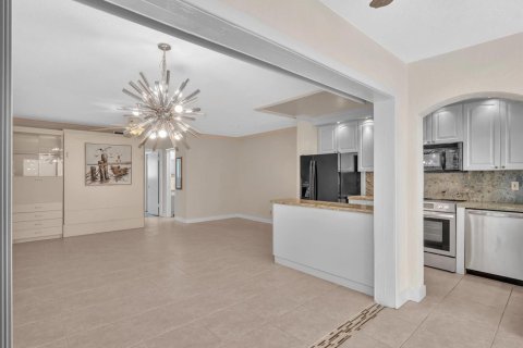 Appartement à Hallandale Beach, Floride 1 chambre, 79.43 m2 № 2146961