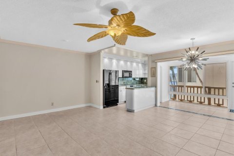 Appartement à louer à Hallandale Beach, Floride: 1 chambre, 79.43 m2 № 2146961 - photo 11