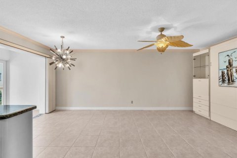 Appartement à louer à Hallandale Beach, Floride: 1 chambre, 79.43 m2 № 2146961 - photo 10