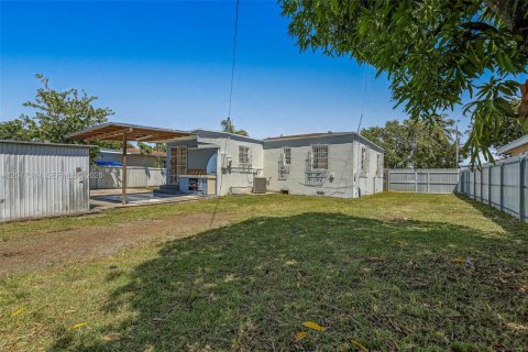 Casa en venta en Miami, Florida, 2 dormitorios, 97.18 m2 № 2325268 - foto 21