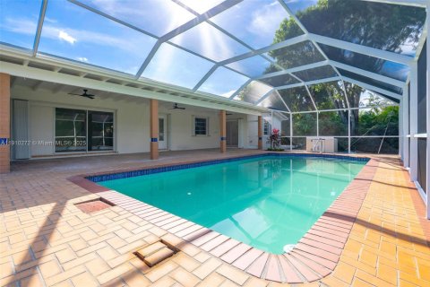 Villa ou maison à louer à Pinecrest, Floride: 3 chambres, 204.76 m2 № 1965901 - photo 14