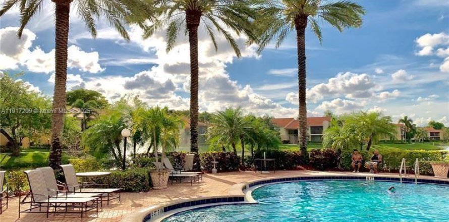 Condo à Pompano Beach, Floride, 1 chambre № 1973452