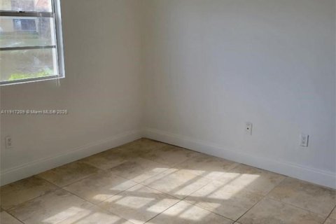 Copropriété à louer à Pompano Beach, Floride: 1 chambre, 75.53 m2 № 1973452 - photo 6