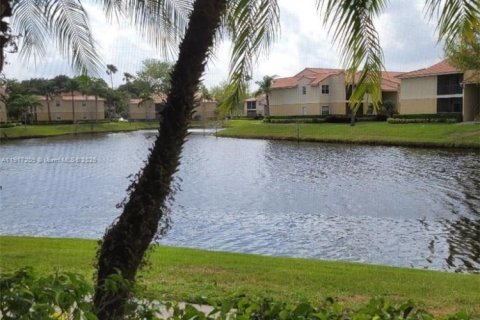 Copropriété à louer à Pompano Beach, Floride: 1 chambre, 75.53 m2 № 1973452 - photo 11