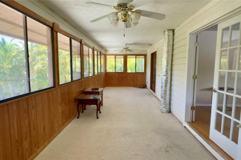 House in Hobe Sound, Florida 5 bedrooms, 383.78 sq.m. № 1661503 - photo 23
