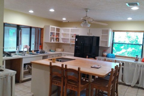 House in Hobe Sound, Florida 5 bedrooms, 383.78 sq.m. № 1661503 - photo 6