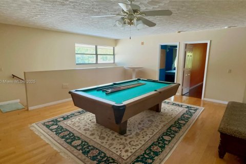 House in Hobe Sound, Florida 5 bedrooms, 383.78 sq.m. № 1661503 - photo 12