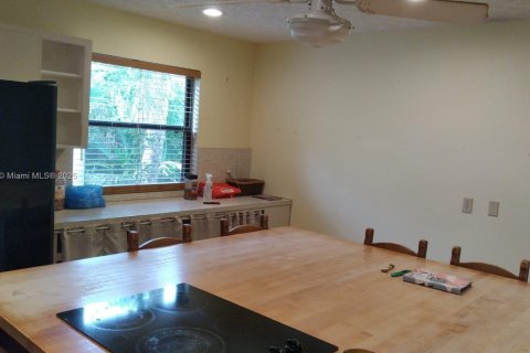 House in Hobe Sound, Florida 5 bedrooms, 383.78 sq.m. № 1661503 - photo 13
