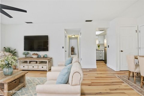 Copropriété à vendre à New Smyrna Beach, Floride: 2 chambres, 77.85 m2 № 2102947 - photo 4