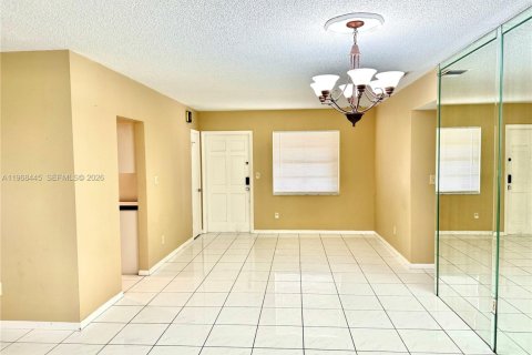 Condo à Davie, Floride, 2 chambres № 2031576