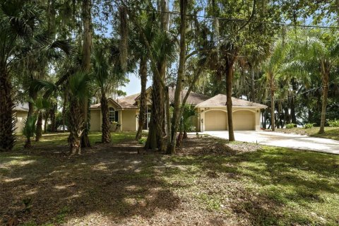 House in Sanford, Florida 3 bedrooms, 195.65 sq.m. № 1847087 - photo 23