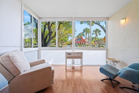 Condominio en venta en Margate, Florida, 1 dormitorio, 66.98 m2 № 1976351 - foto 12