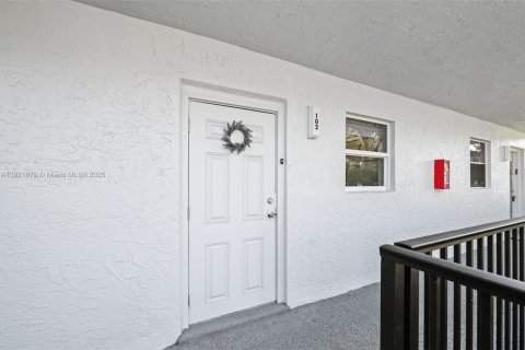 Condominio en venta en Margate, Florida, 1 dormitorio, 66.98 m2 № 1976351 - foto 9