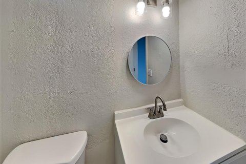 Villa ou maison à louer à Winter Garden, Floride: 2 chambres, 75.81 m2 № 2349695 - photo 12