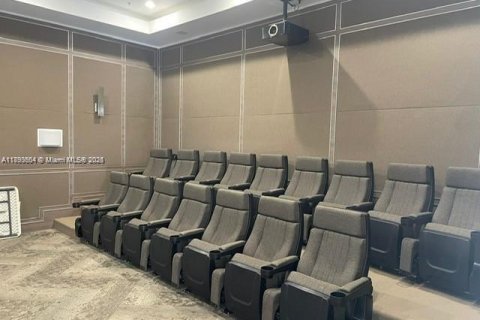 Condo in Aventura, Florida, 1 bedroom  № 2052729 - photo 18