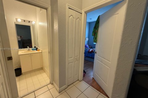 Купить кондоминиум в Хомстед, Флорида 2 спальни, 84.91м2, № 2079215 - фото 8