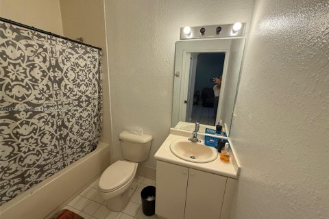 Купить кондоминиум в Хомстед, Флорида 2 спальни, 84.91м2, № 2079215 - фото 22