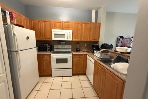 Купить кондоминиум в Хомстед, Флорида 2 спальни, 84.91м2, № 2079215 - фото 16