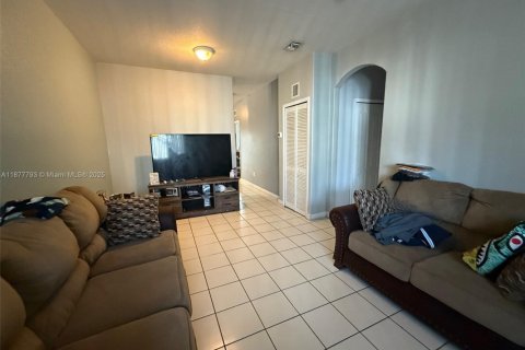 Купить кондоминиум в Хомстед, Флорида 2 спальни, 84.91м2, № 2079215 - фото 7