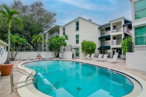 Copropriété à vendre à Tampa, Floride: 1 chambre, 67.63 m2 № 1796714 - photo 15