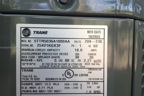 Снять в аренду таунхаус в Уэстон, Флорида 3 спальни, 134.06м2, № 2009235 - фото 30