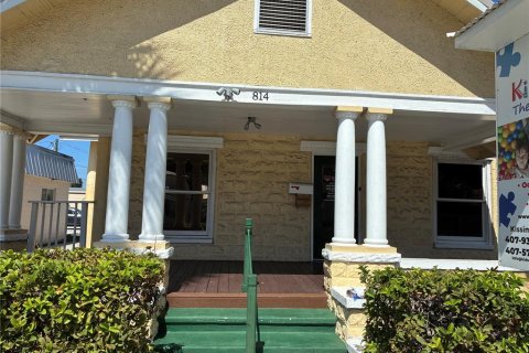 Immobilier commercial à Kissimmee, Floride 138.42 m2 № 2298307