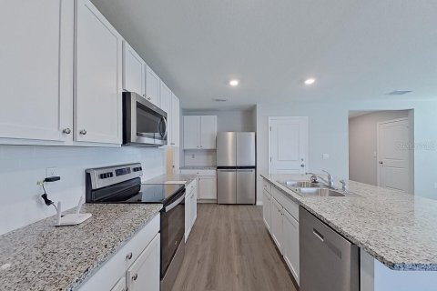 Villa ou maison à louer à Ocala, Floride: 5 chambres, 220.18 m2 № 2150528 - photo 6