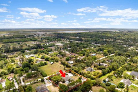 Casa en venta en Loxahatchee Groves, Florida, 4 dormitorios, 218.51 m2 № 1171113 - foto 1