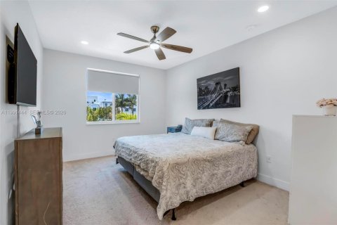 Adosado en venta en Doral, Florida, 3 dormitorios, 122.17 m2 № 2052238 - foto 17