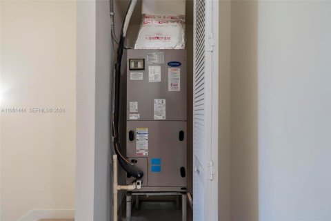 Adosado en venta en Doral, Florida, 3 dormitorios, 122.17 m2 № 2052238 - foto 25