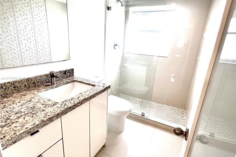 Condominio en venta en Miami Beach, Florida, 2 dormitorios, 87.33 m2 № 1469006 - foto 20
