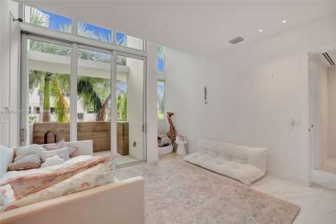 Townhouse in Aventura, Florida 5 bedrooms, 310.67 sq.m. № 1872683 - photo 23