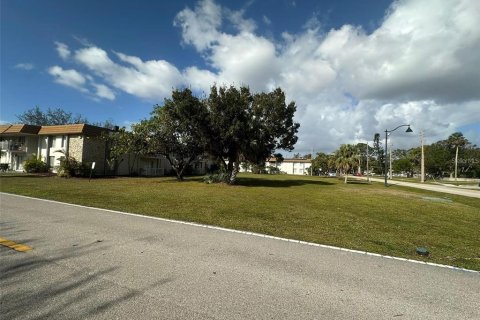 Condominio en venta en Fort Myers, Florida, 2 dormitorios, 90.86 m2 № 2148367 - foto 27