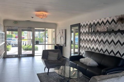 Condominio en venta en Fort Lauderdale, Florida, 1 dormitorio, 58.9 m2 № 1978251 - foto 11