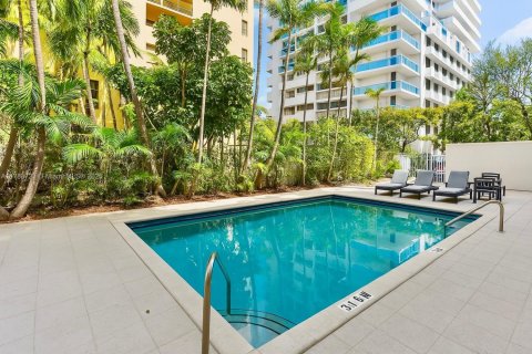 Condominio en venta en Miami, Florida, 1 dormitorio, 65.87 m2 № 1738481 - foto 27