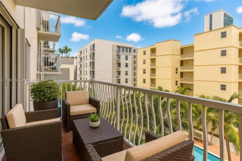 Condominio en venta en Miami, Florida, 1 dormitorio, 65.87 m2 № 1738481 - foto 5