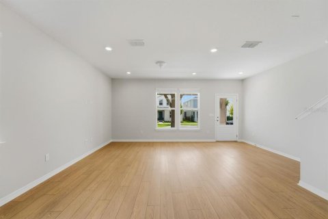 Touwnhouse à louer à Winter Garden, Floride: 4 chambres, 164.44 m2 № 2386316 - photo 6