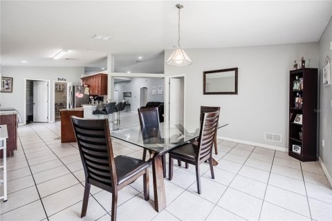 Villa ou maison à vendre à Kissimmee, Floride: 4 chambres, 180.42 m2 № 2203556 - photo 14