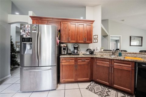 Villa ou maison à vendre à Kissimmee, Floride: 4 chambres, 180.42 m2 № 2203556 - photo 13