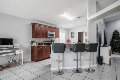 Villa ou maison à vendre à Kissimmee, Floride: 4 chambres, 180.42 m2 № 2203556 - photo 16