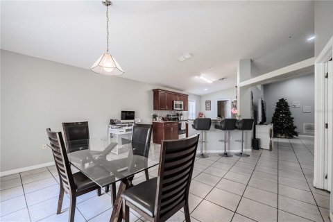 Villa ou maison à vendre à Kissimmee, Floride: 4 chambres, 180.42 m2 № 2203556 - photo 15