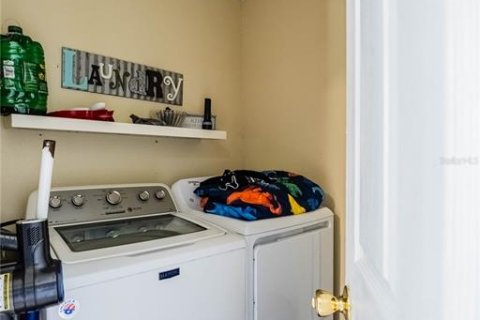 Villa ou maison à vendre à Kissimmee, Floride: 4 chambres, 180.42 m2 № 2203556 - photo 7