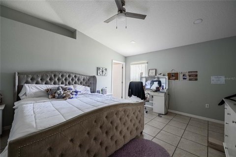 Villa ou maison à vendre à Kissimmee, Floride: 4 chambres, 180.42 m2 № 2203556 - photo 17