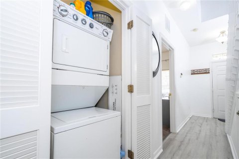 Touwnhouse à louer à Kissimmee, Floride: 4 chambres, 130.06 m2 № 2403043 - photo 12